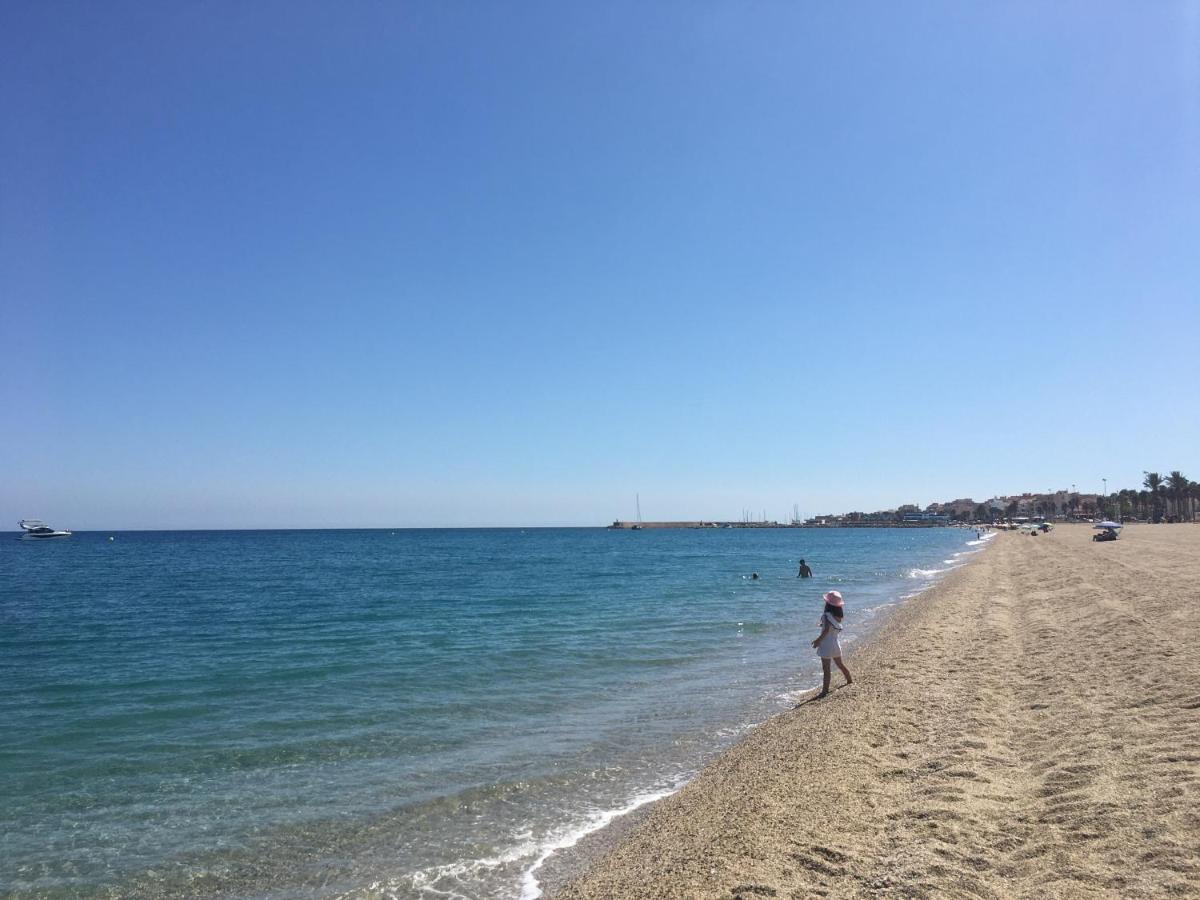 Atico Almeria. Paseo Maritimo Рокетас-де-Мар Экстерьер фото