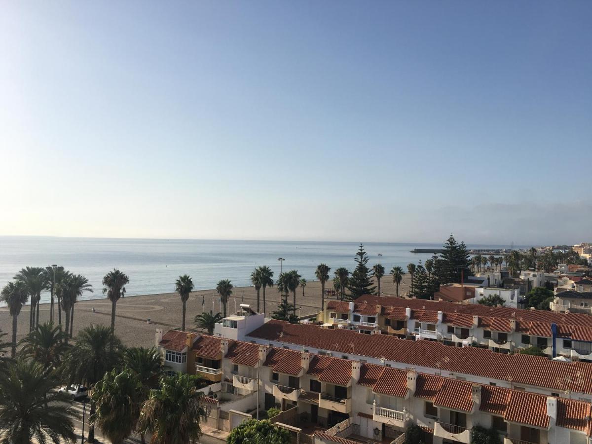 Atico Almeria. Paseo Maritimo Рокетас-де-Мар Экстерьер фото