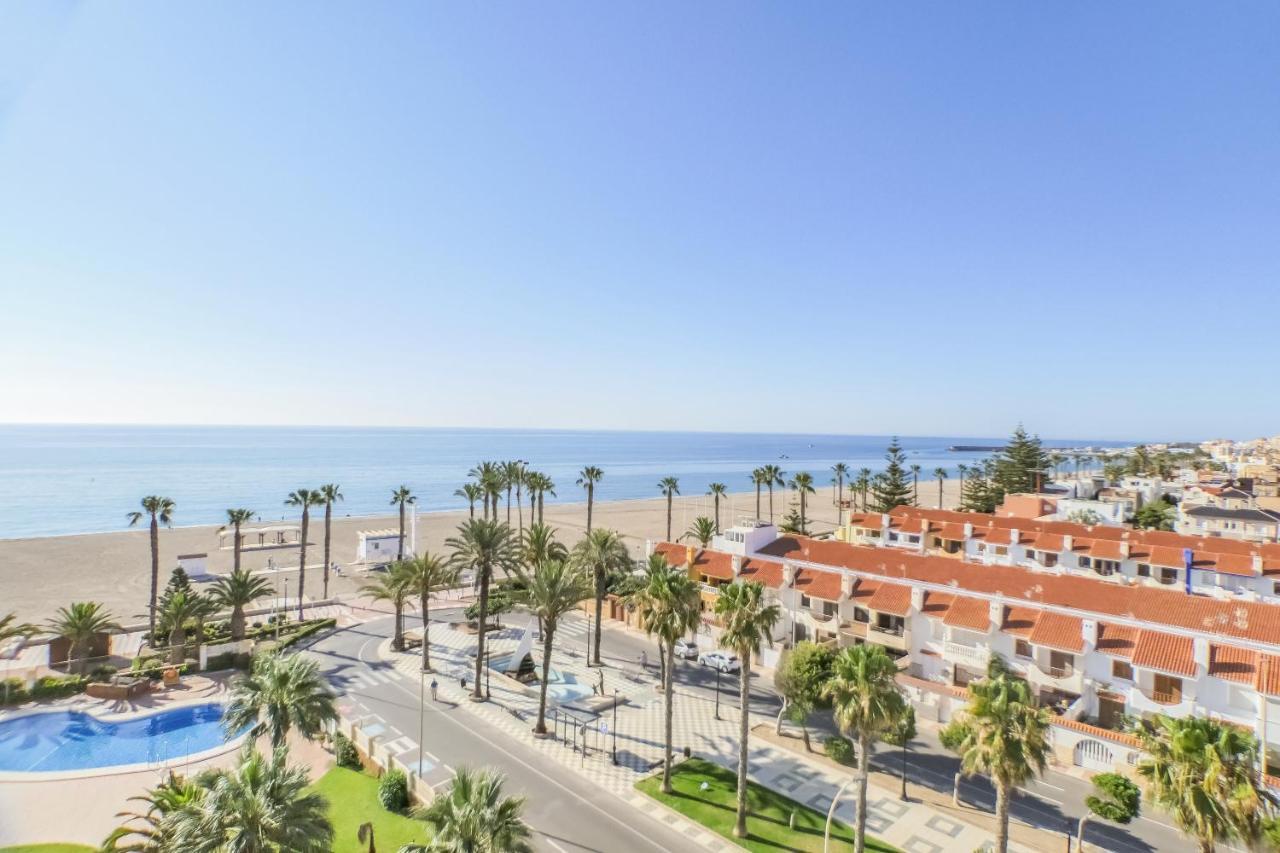 Atico Almeria. Paseo Maritimo Рокетас-де-Мар Экстерьер фото